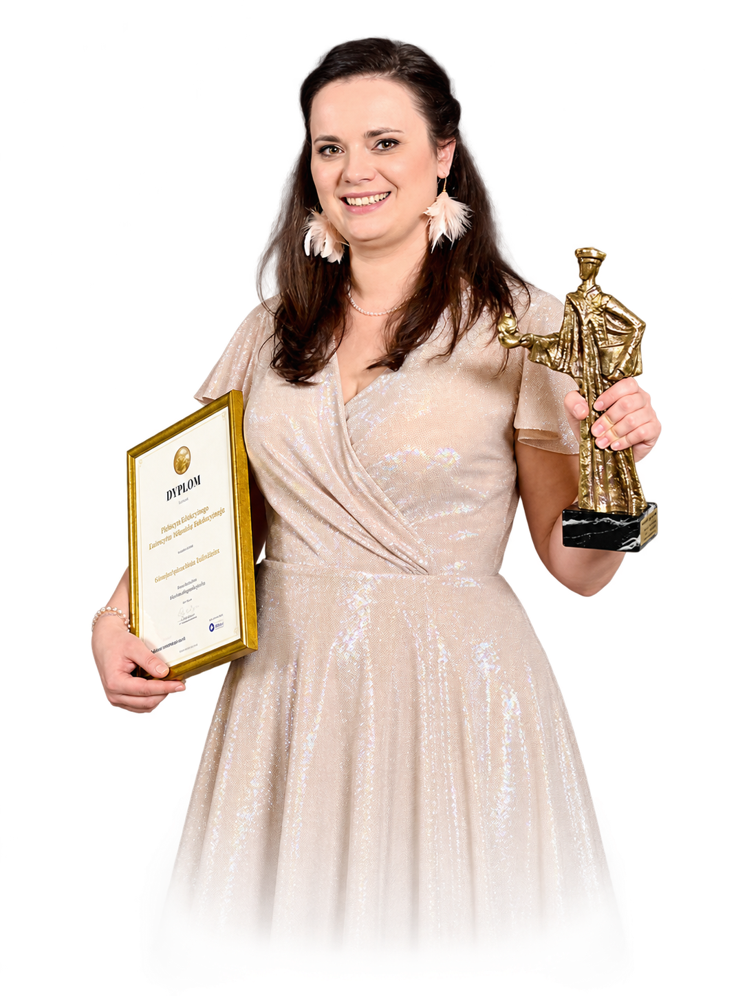 Laureatka z dyplomem i trofeum (1)